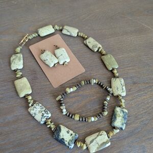 Fabulous Vintage Yellow Jade Necklace, Bracelet, and Earrings Set